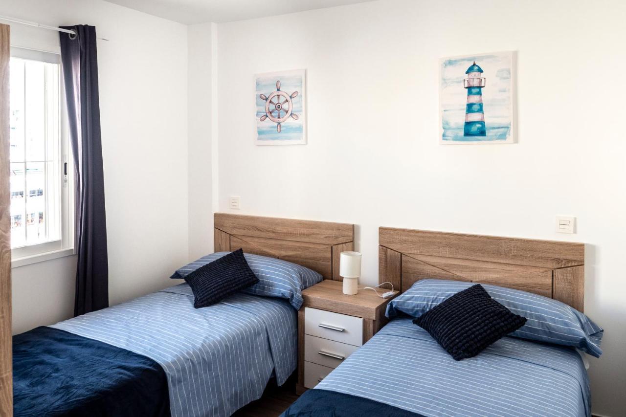 Benibeachhouse ベニドルム エクステリア 写真